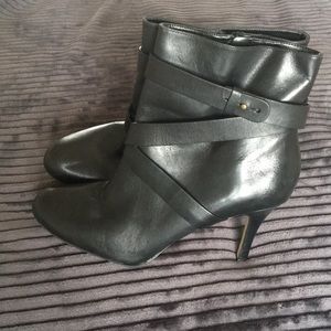 Cole Haan Black Leather Zip Ankle Boots w/ Straps